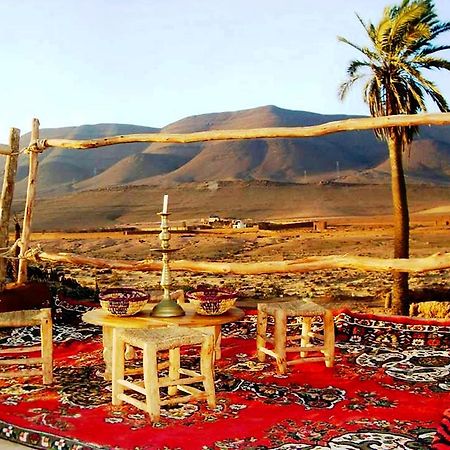 مبيت وإفطار Aït Boukha Tarmguist المظهر الخارجي الصورة