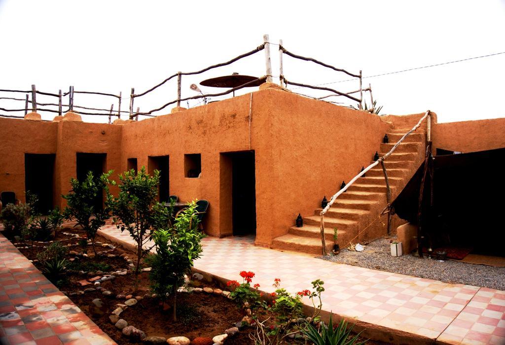 مبيت وإفطار Aït Boukha Tarmguist المظهر الخارجي الصورة